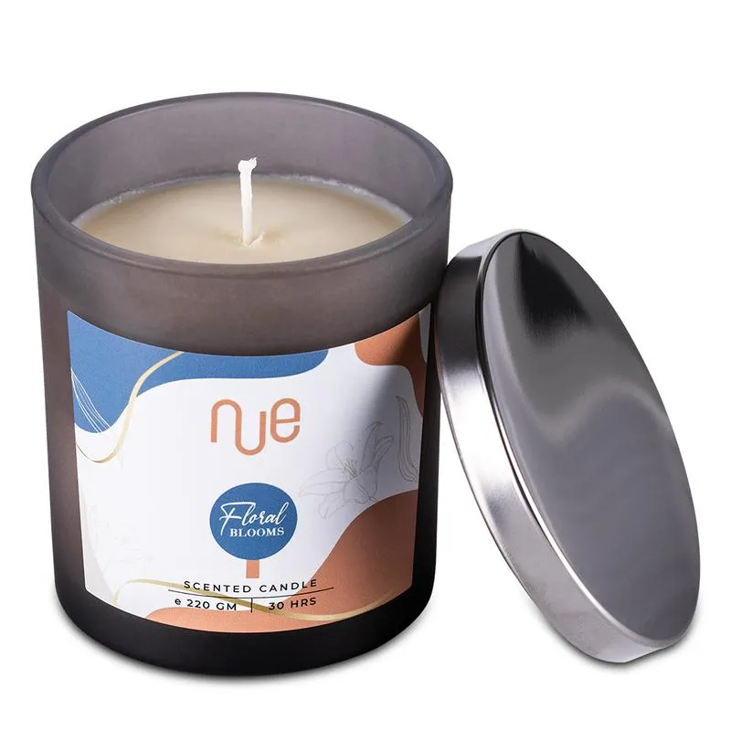 Nue Floral Blooms Scented Candle 220G